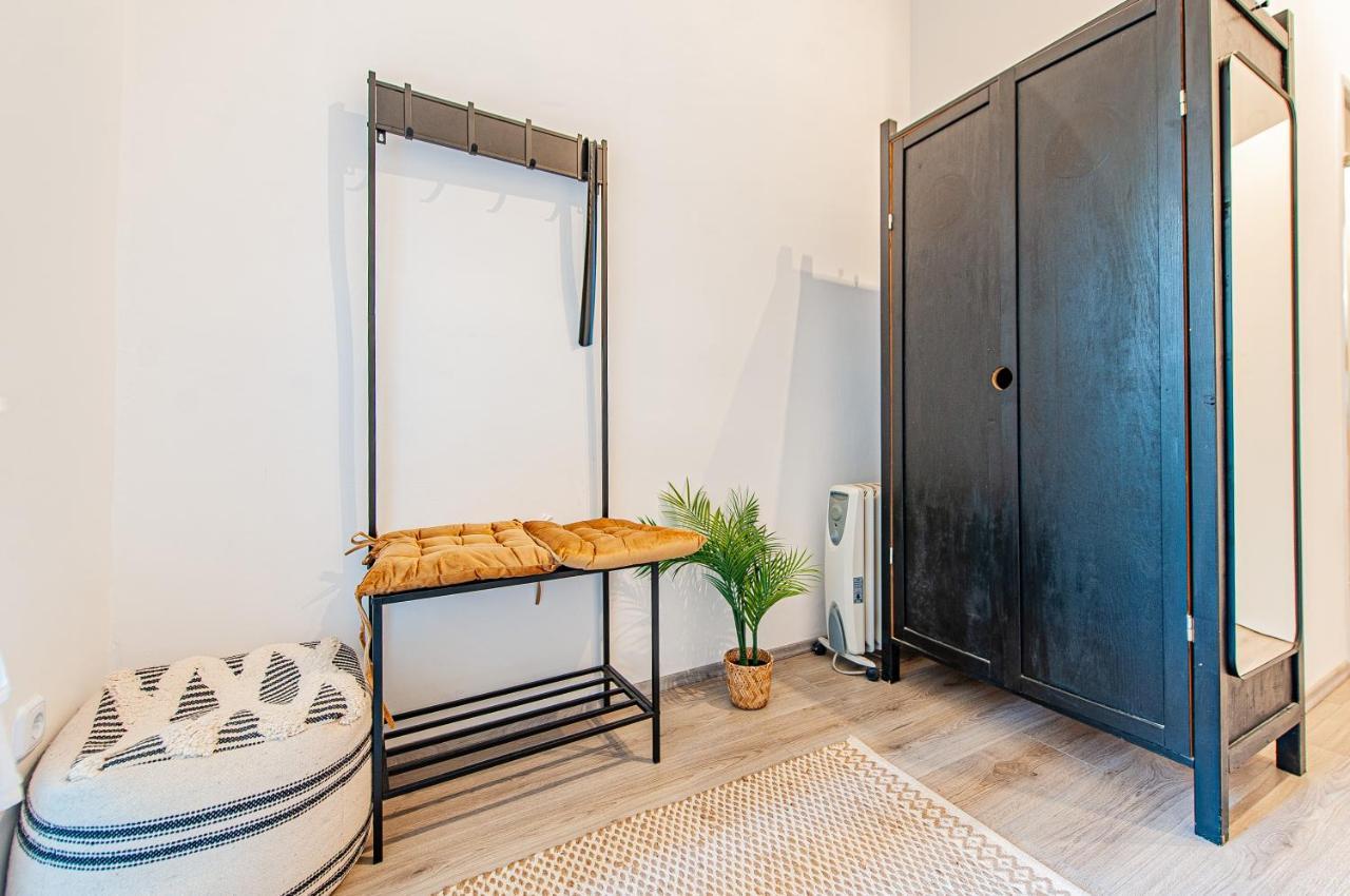 My City Apartment - Vienna Cosy Room מראה חיצוני תמונה